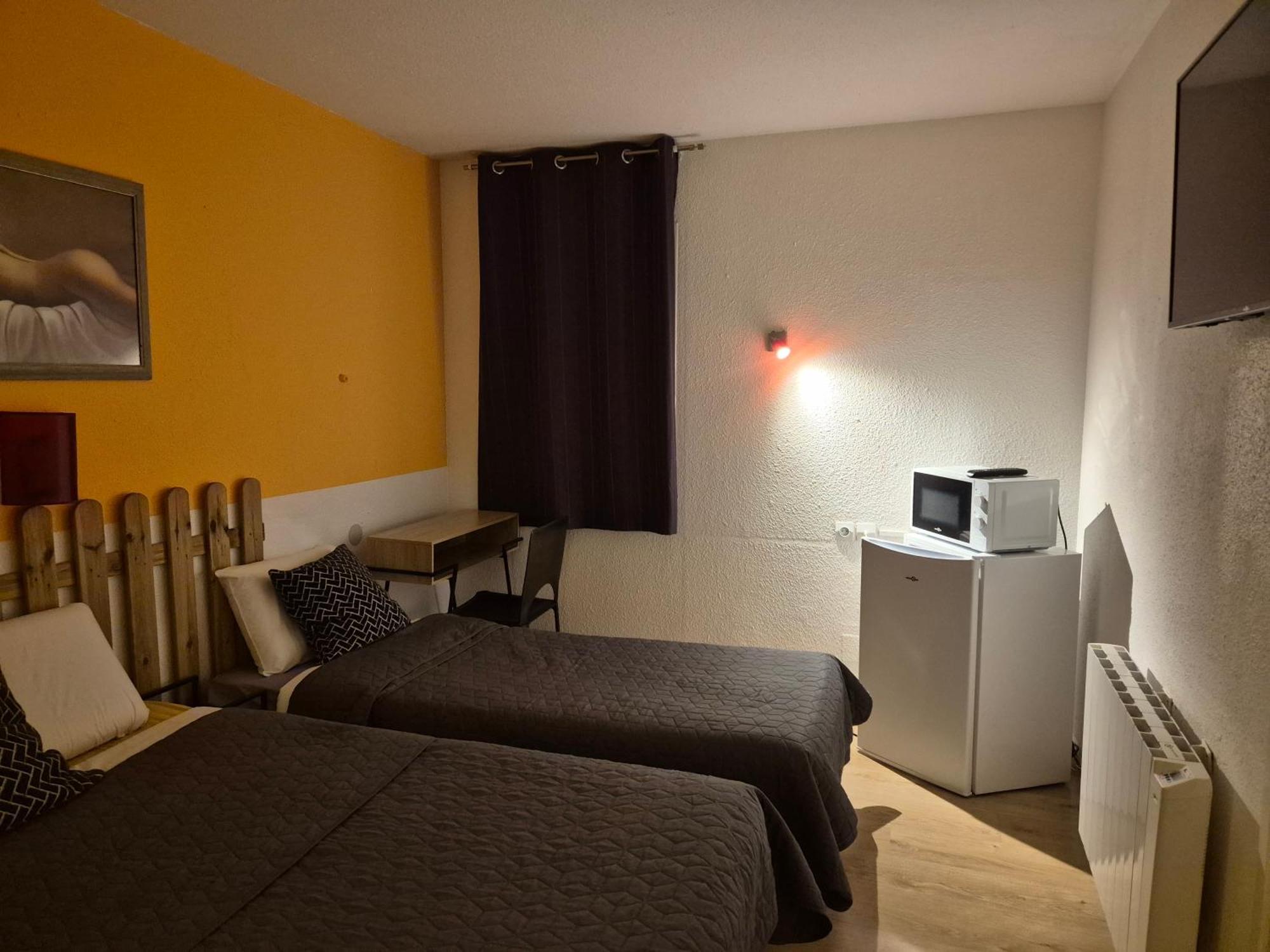 Bel Hotel Restaurant La Gentilhommiere Trèbes Екстериор снимка