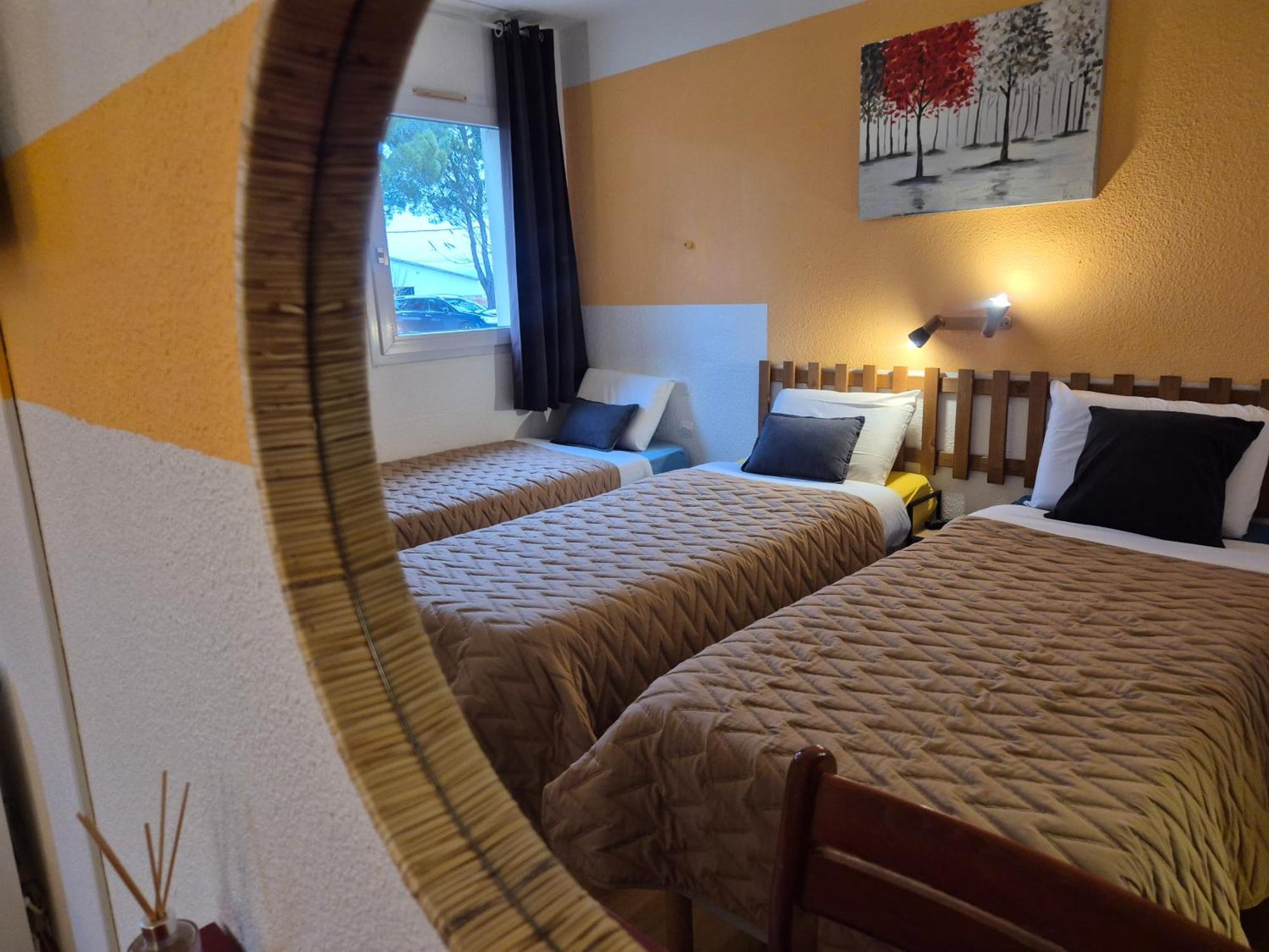 Bel Hotel Restaurant La Gentilhommiere Trèbes Екстериор снимка